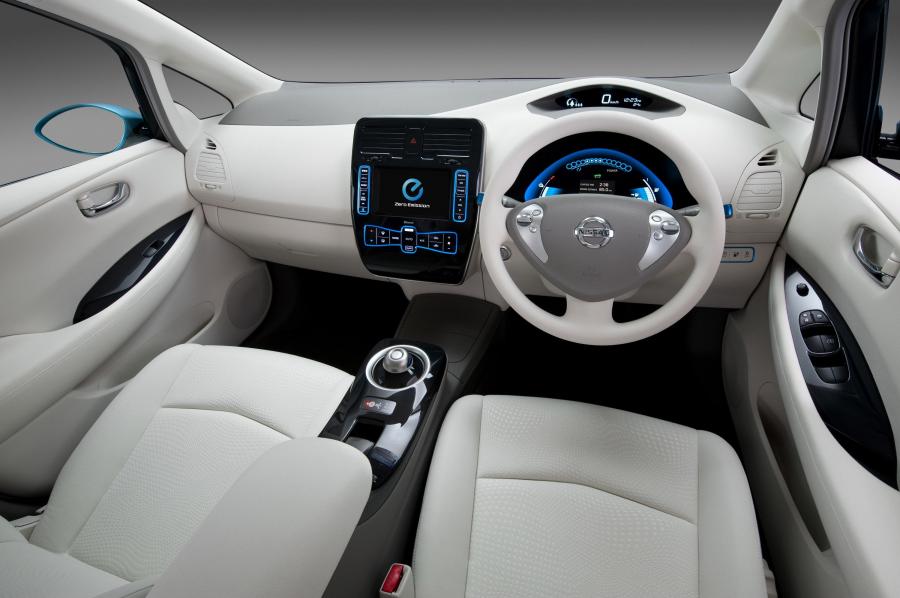  Nissan Leaf 2010 года  (фото 31 из 77)